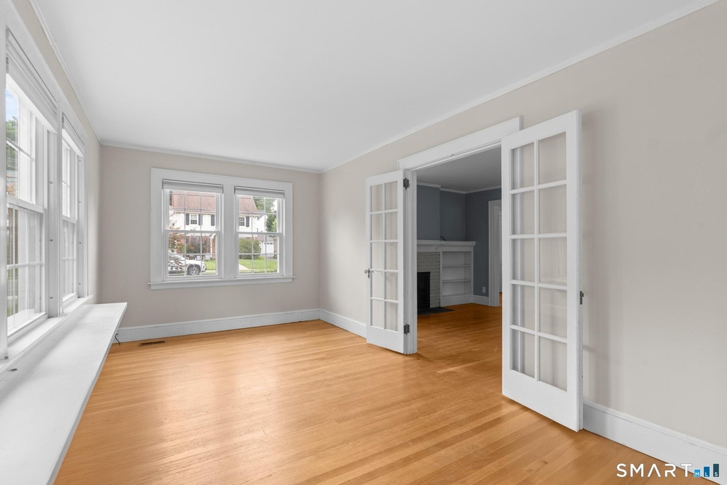12 Middlefield Drive - Photo 2
