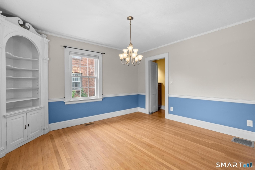 12 Middlefield Drive - Photo 3