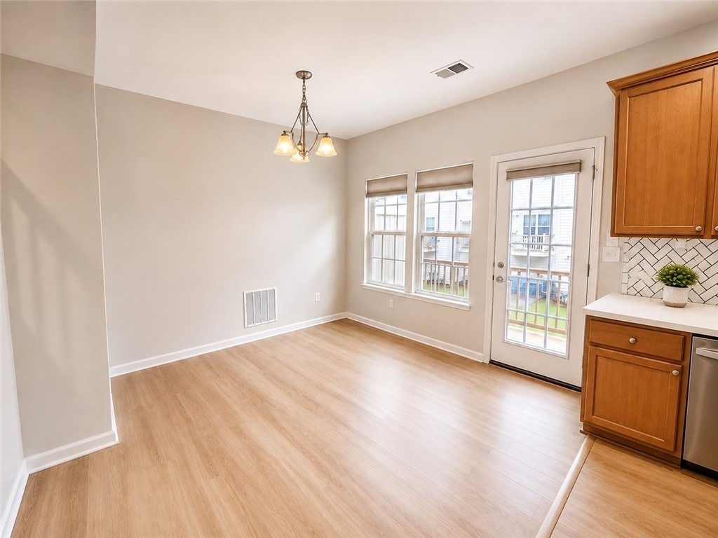 1502 Pointe View Dr - Photo 10