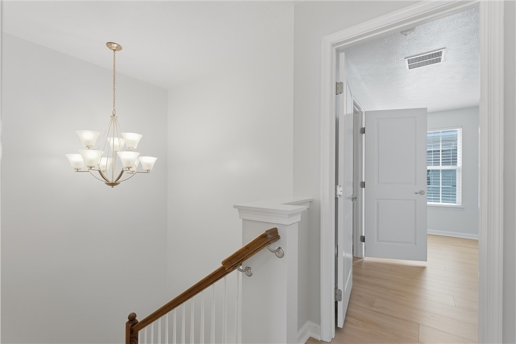 1502 Pointe View Dr - Photo 19