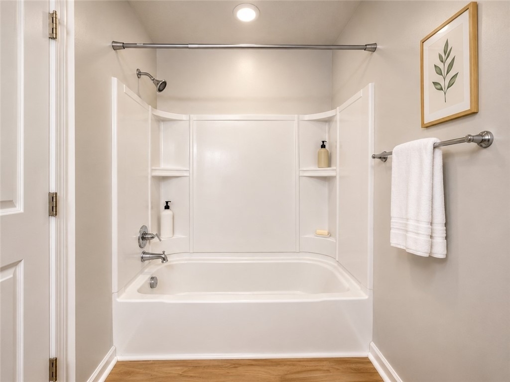1502 Pointe View Dr - Photo 27