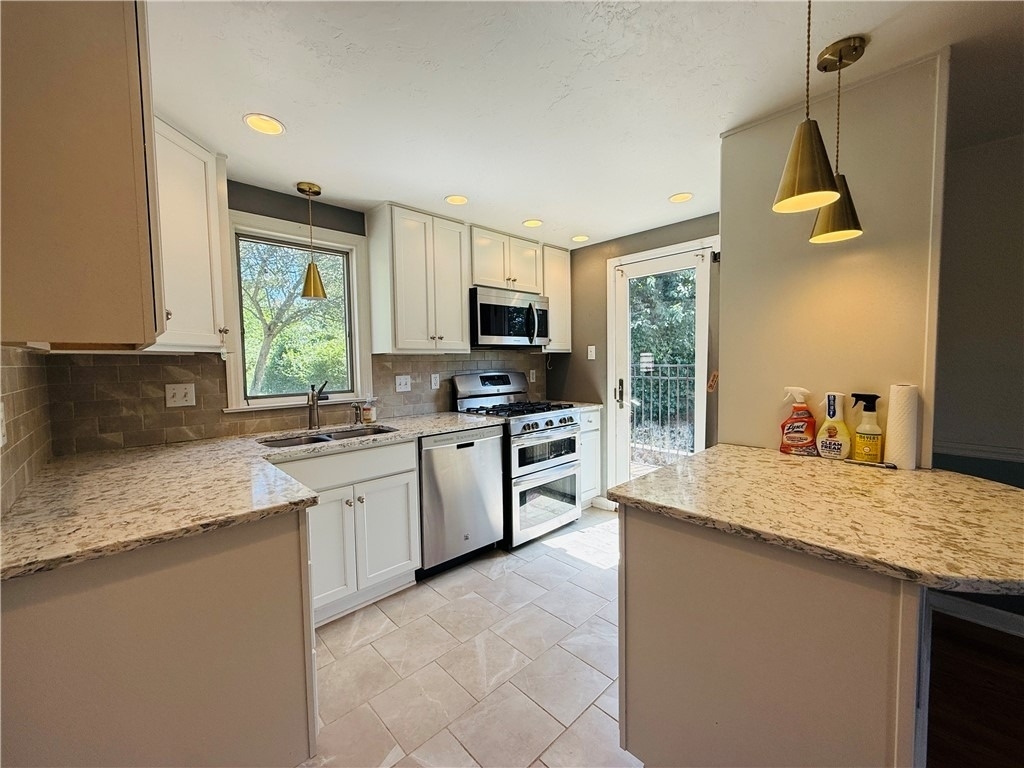 143 Seneca Dr - Photo 6