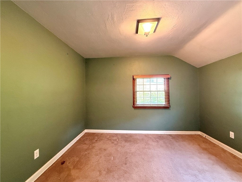 143 Seneca Dr - Photo 38