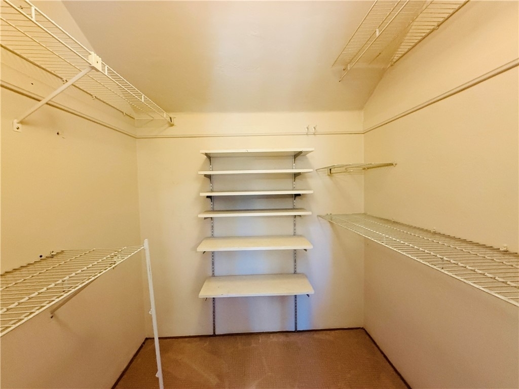 143 Seneca Dr - Photo 33