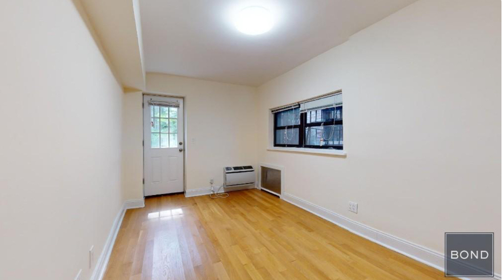 East 76th Street - Photo 2