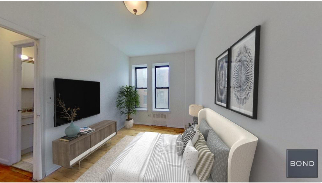 East 91st Street - Photo 1