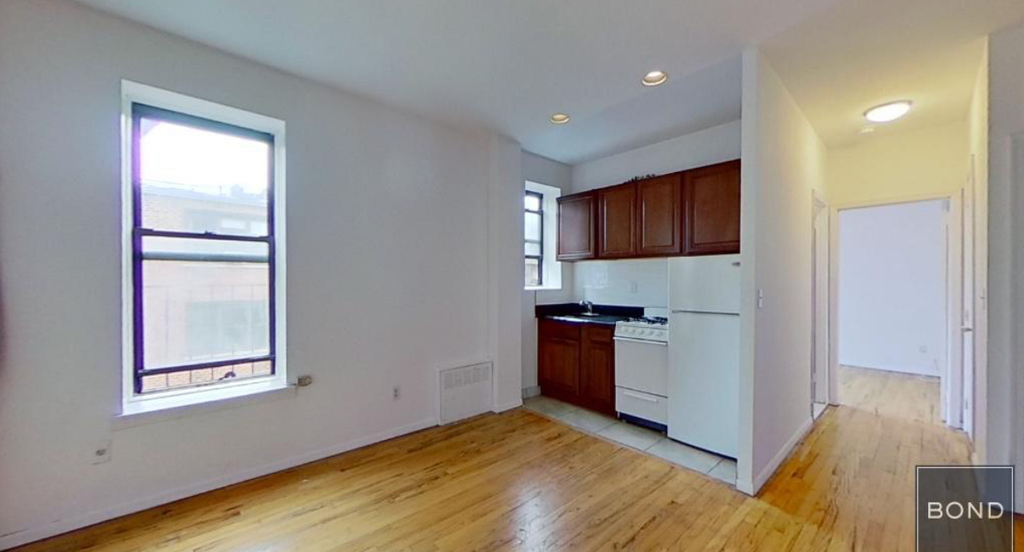 East 91st Street - Photo 4