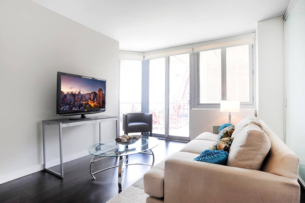401 E 34th St - Photo 18