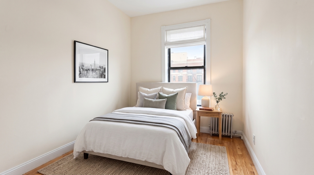631 Edgecombe Avenue - Photo 2