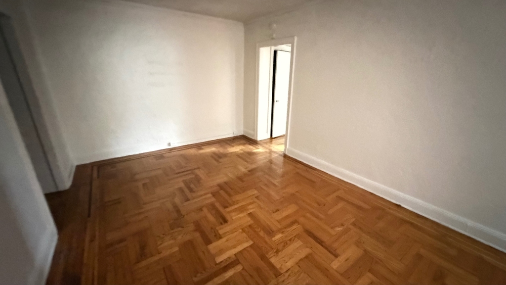 41-8 159th Street - Photo 9