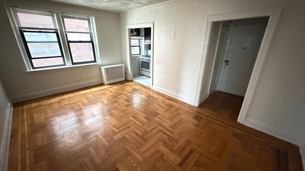 41-8 159th Street - Photo 12