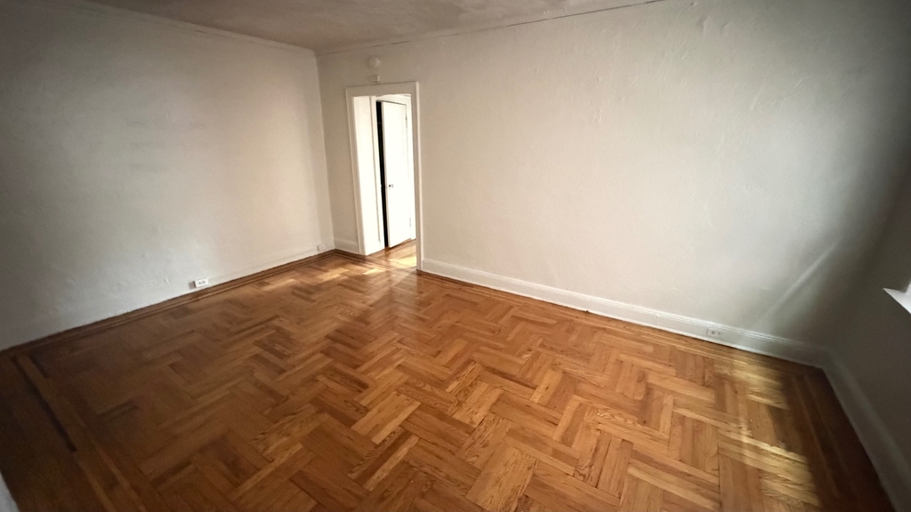 41-8 159th Street - Photo 8