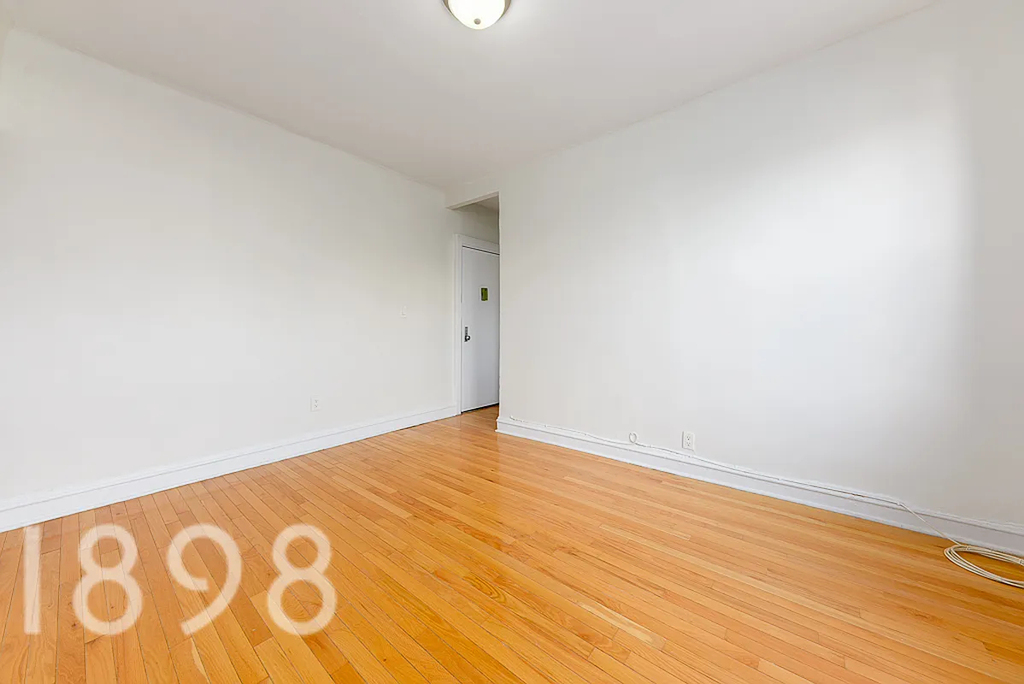 47-07 39th Street - Photo 3