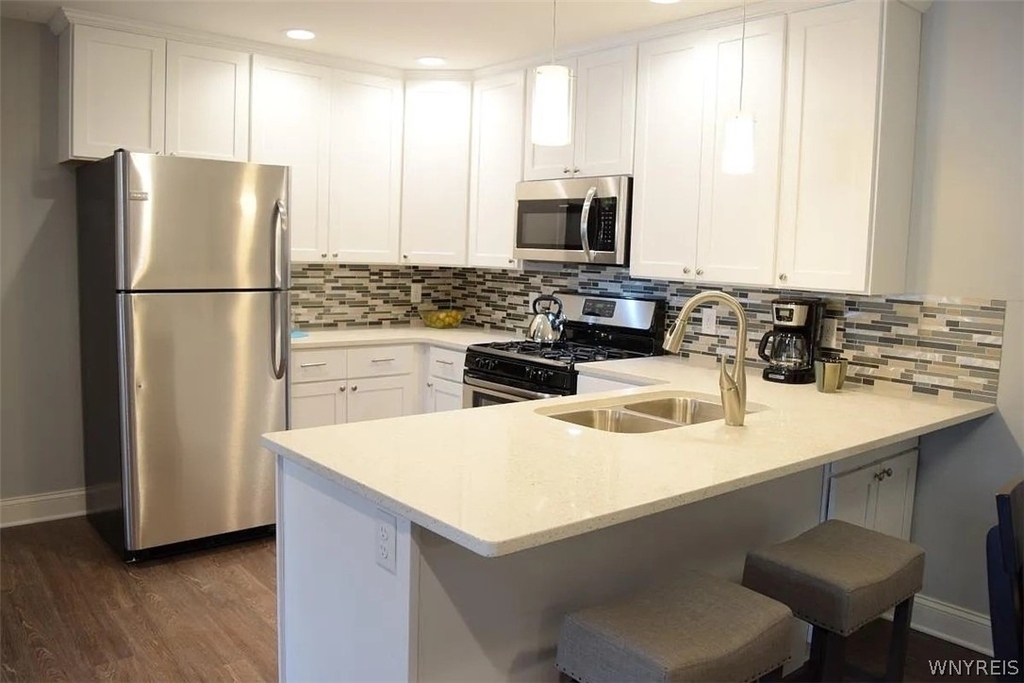 6626 Erie Rd. - Photo 2