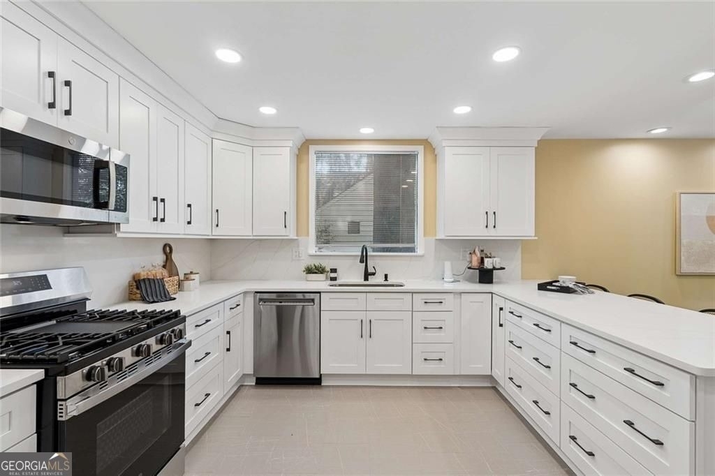 805 Holmes Street Nw - Photo 15