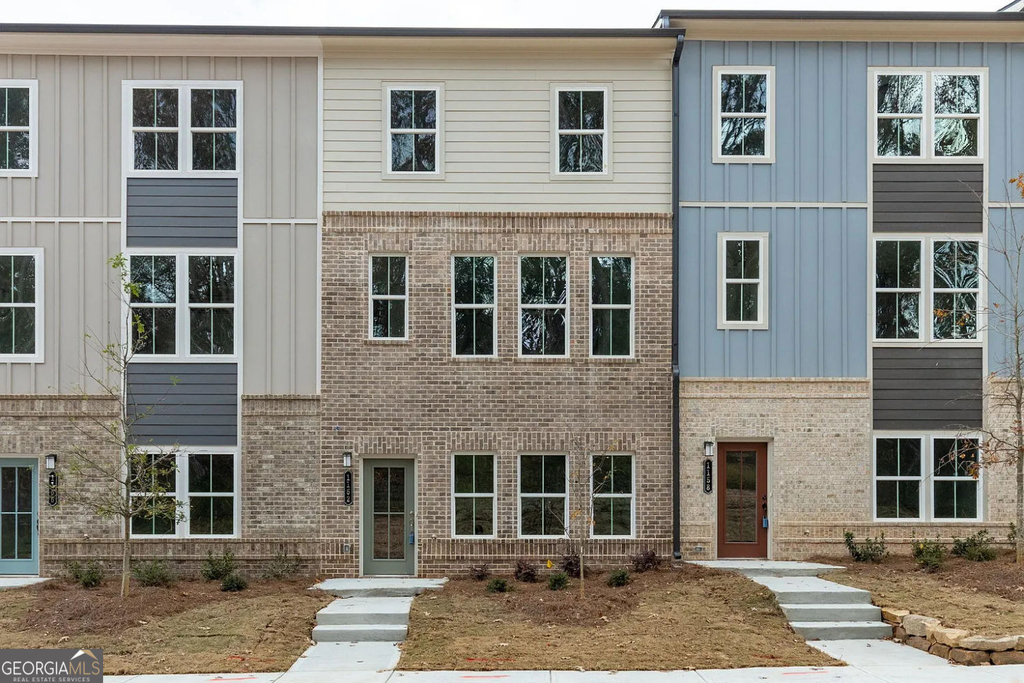 1162 Buice Lake Parkway - Photo 1