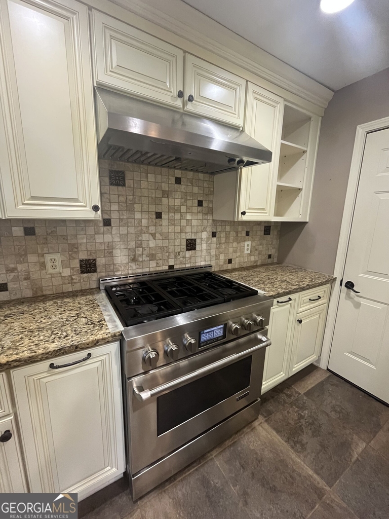 382 Charleston Lane - Photo 8