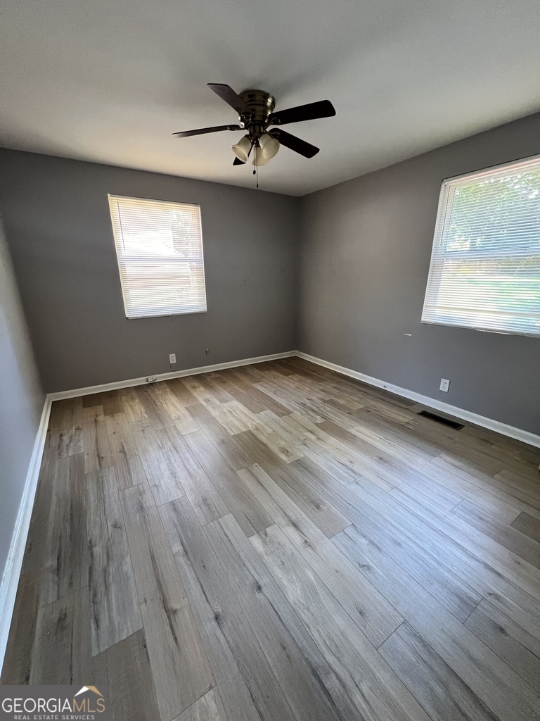 2032 Dellwood Place - Photo 11
