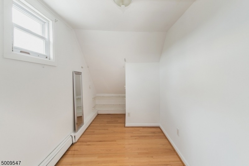 10 Phoenix Ave Unit 2 - Photo 16