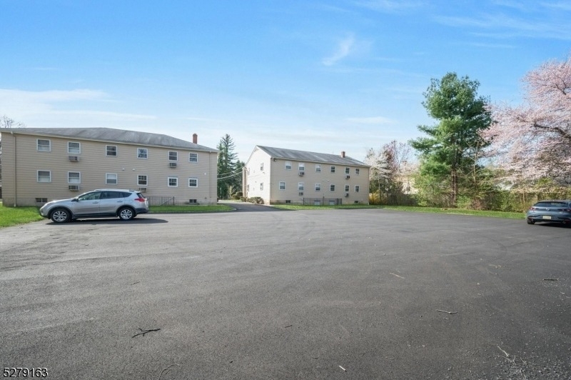 80 E Main St - Photo 16