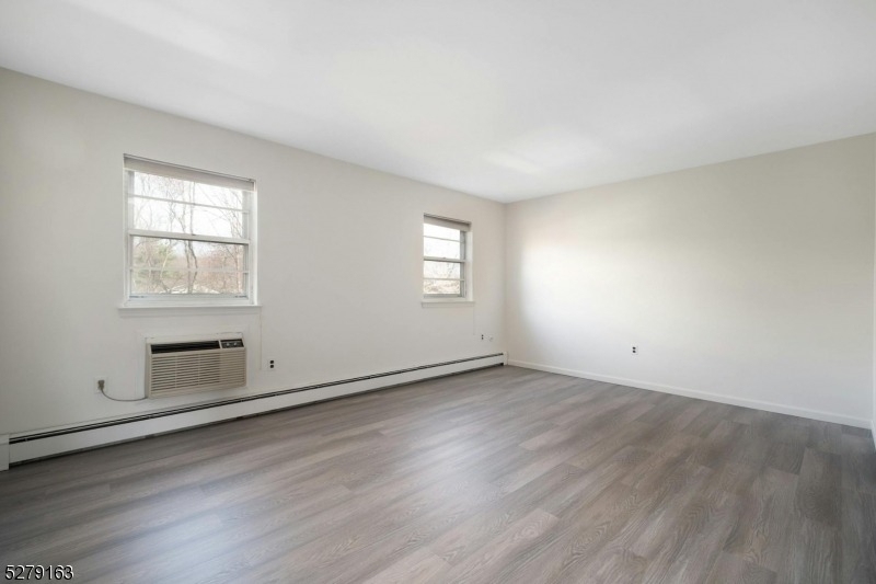 80 E Main St - Photo 12