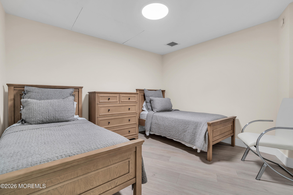 350 Ocean Avenue N - Photo 13
