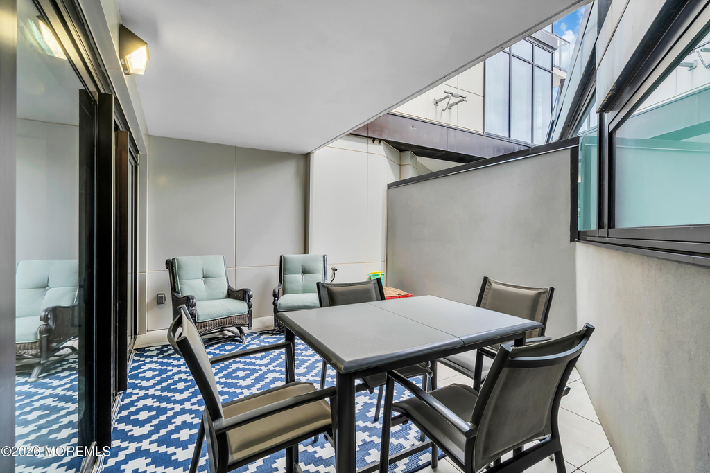 350 Ocean Avenue N - Photo 8