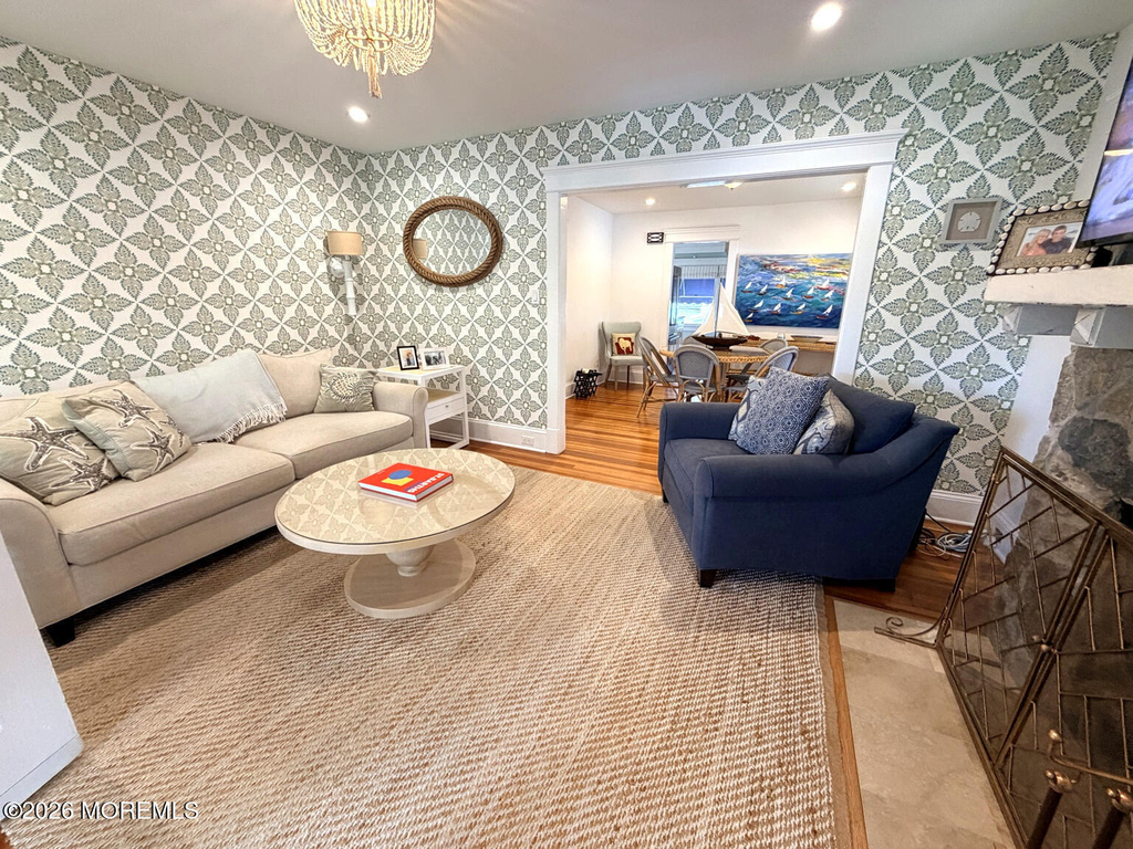 503 Jefferson Avenue - Photo 4