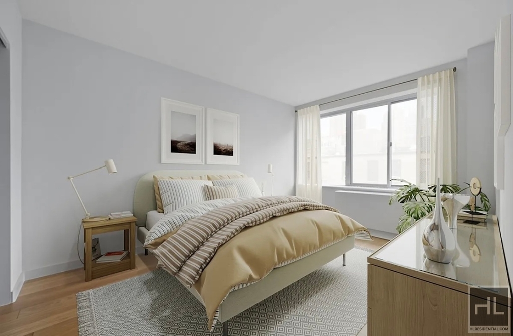 Madison Avenue - Photo 2