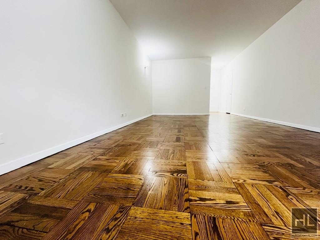 East 35 Street - Photo 1