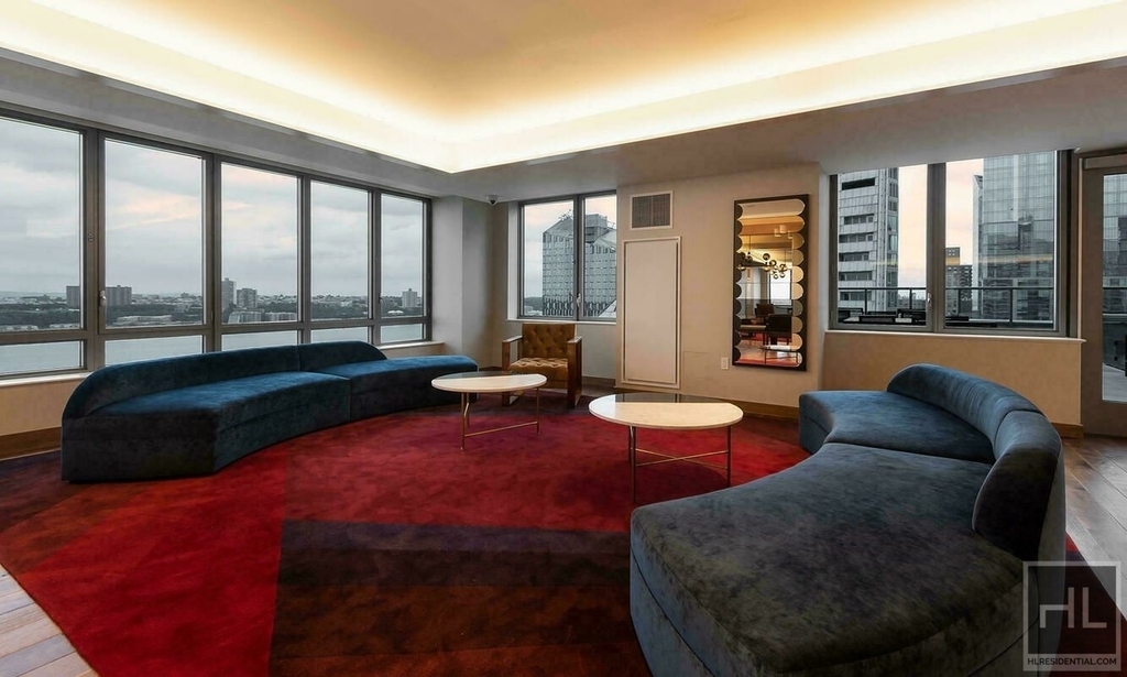 West 57th Street - Photo 10