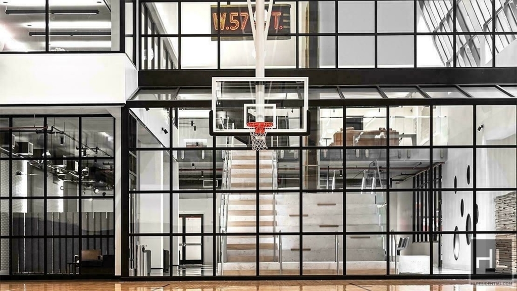 West 57th Street - Photo 9