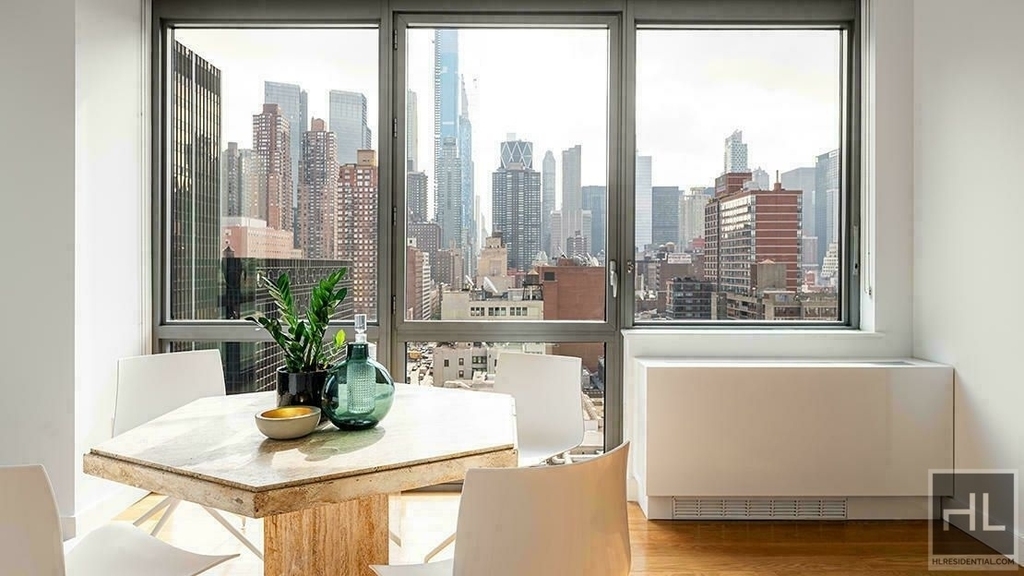 West 57th Street - Photo 0
