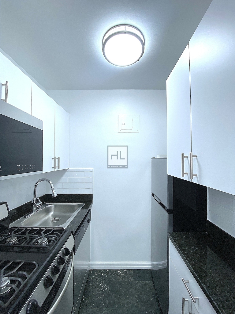 East 35th Street - Photo 1
