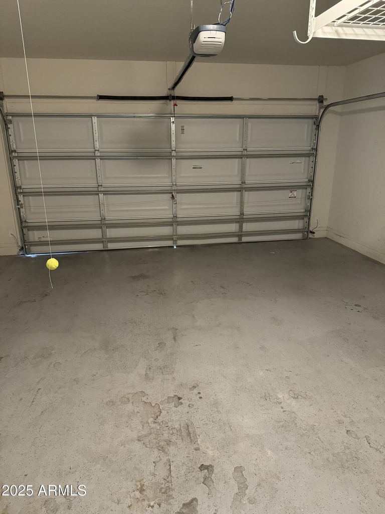11009 E Sutter Avenue - Photo 8