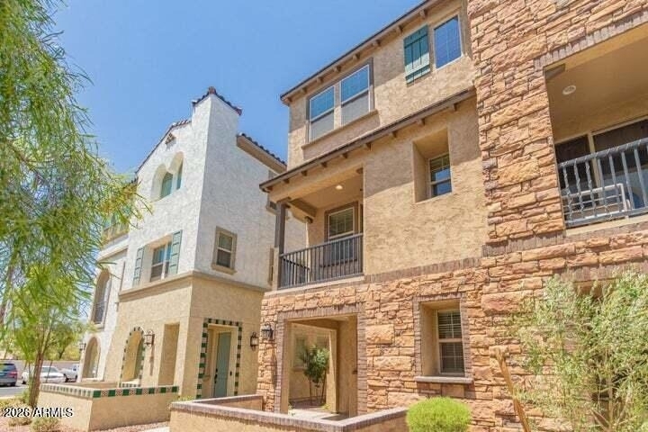 1635 E Dogwood Lane - Photo 1