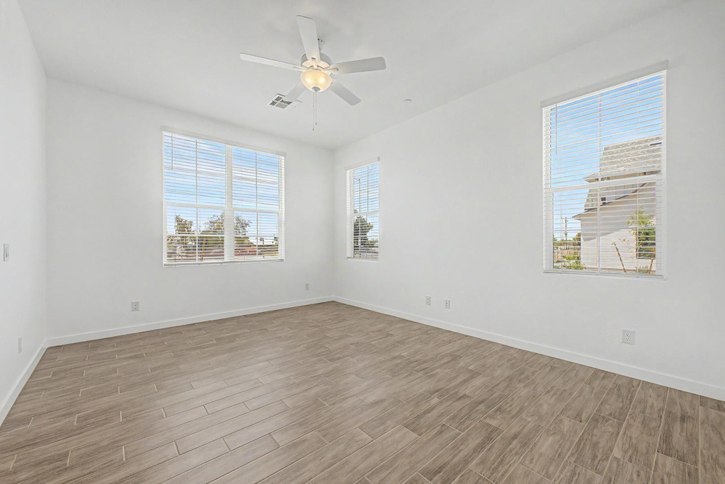 8232 E University Drive - Photo 6