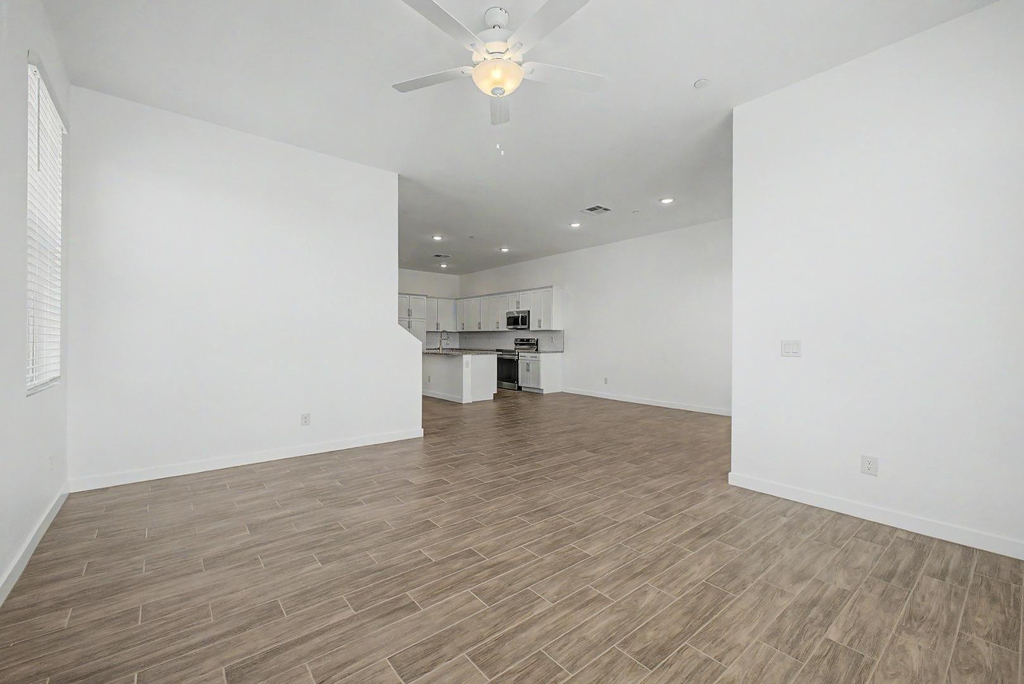 8232 E University Drive - Photo 7