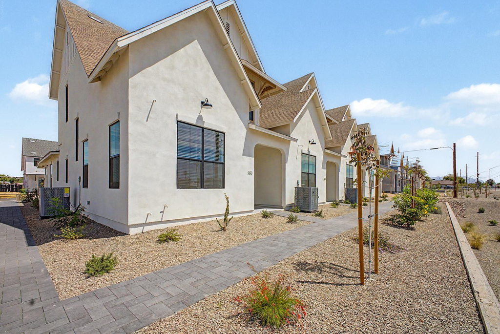 8232 E University Drive - Photo 1