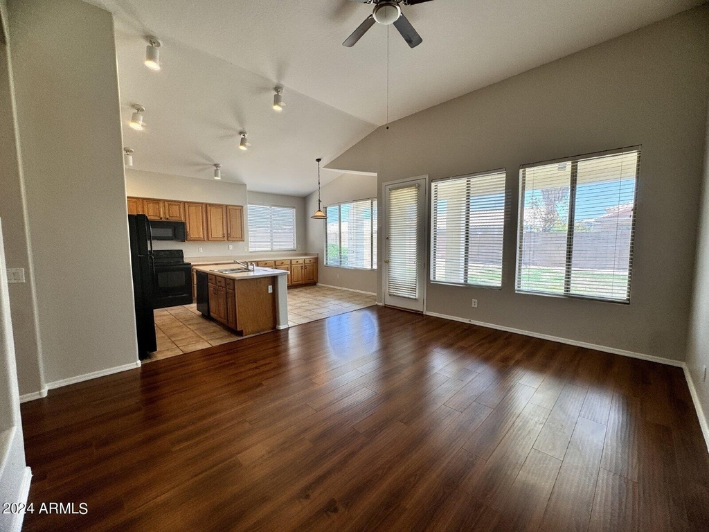 1795 W Canary Way - Photo 10