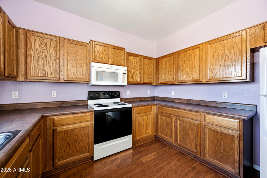 10950 W Royal Palm Road - Photo 8