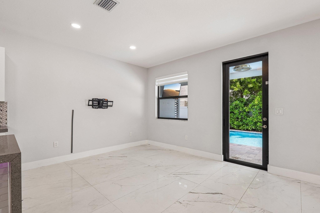 3567 W 110th Terrace - Photo 8