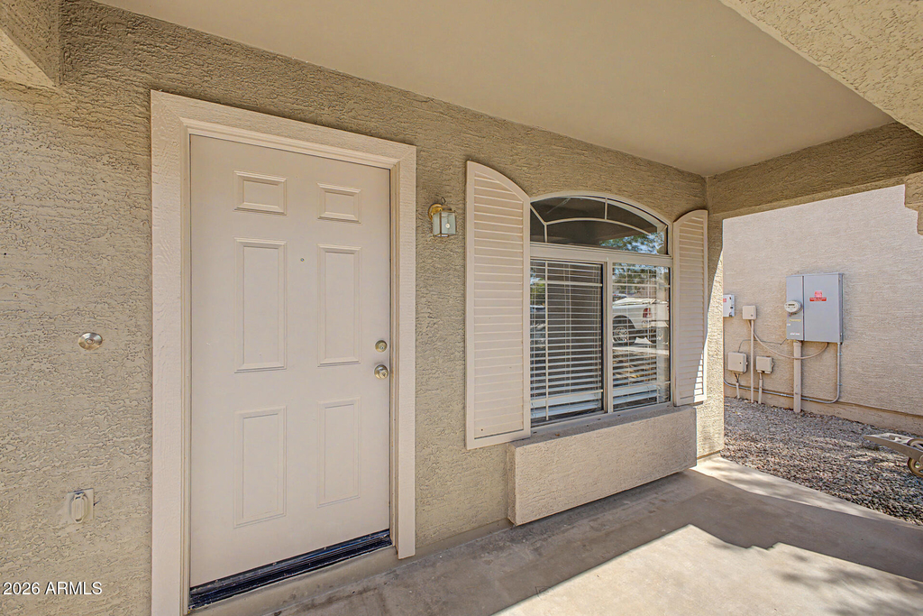 12510 W Hearn Road - Photo 3