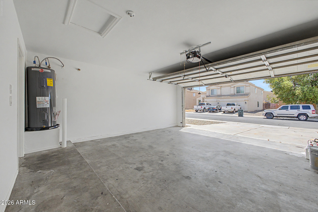 12510 W Hearn Road - Photo 28