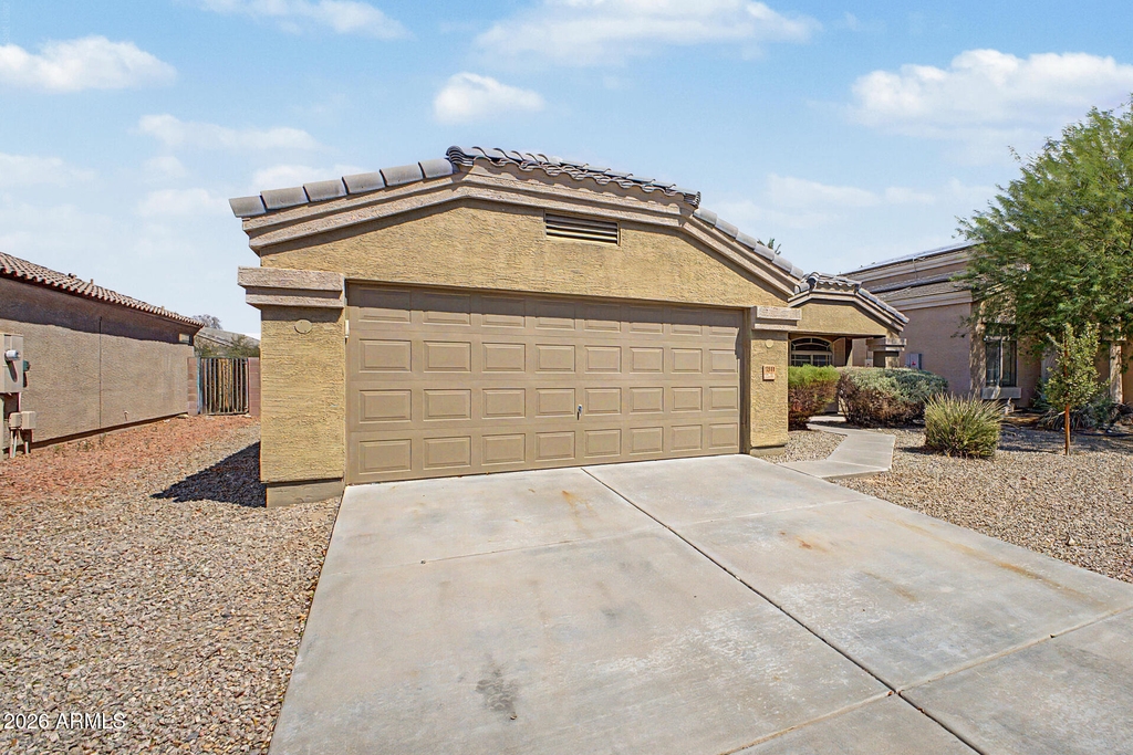 12510 W Hearn Road - Photo 1