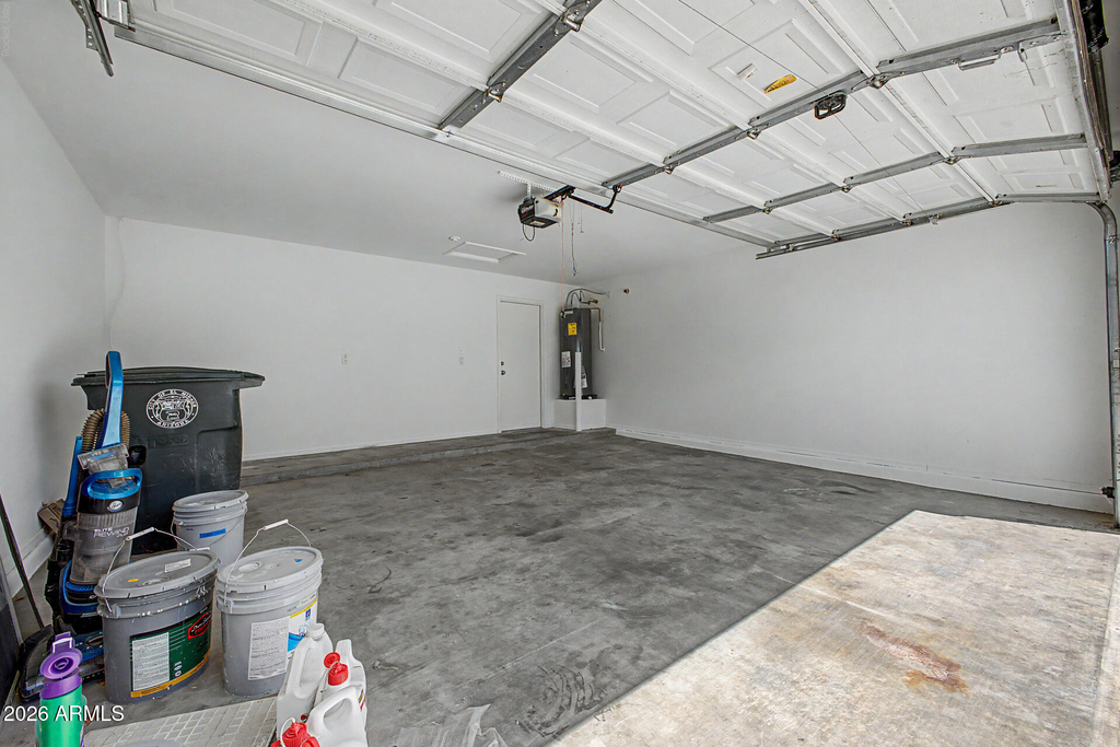 12510 W Hearn Road - Photo 29