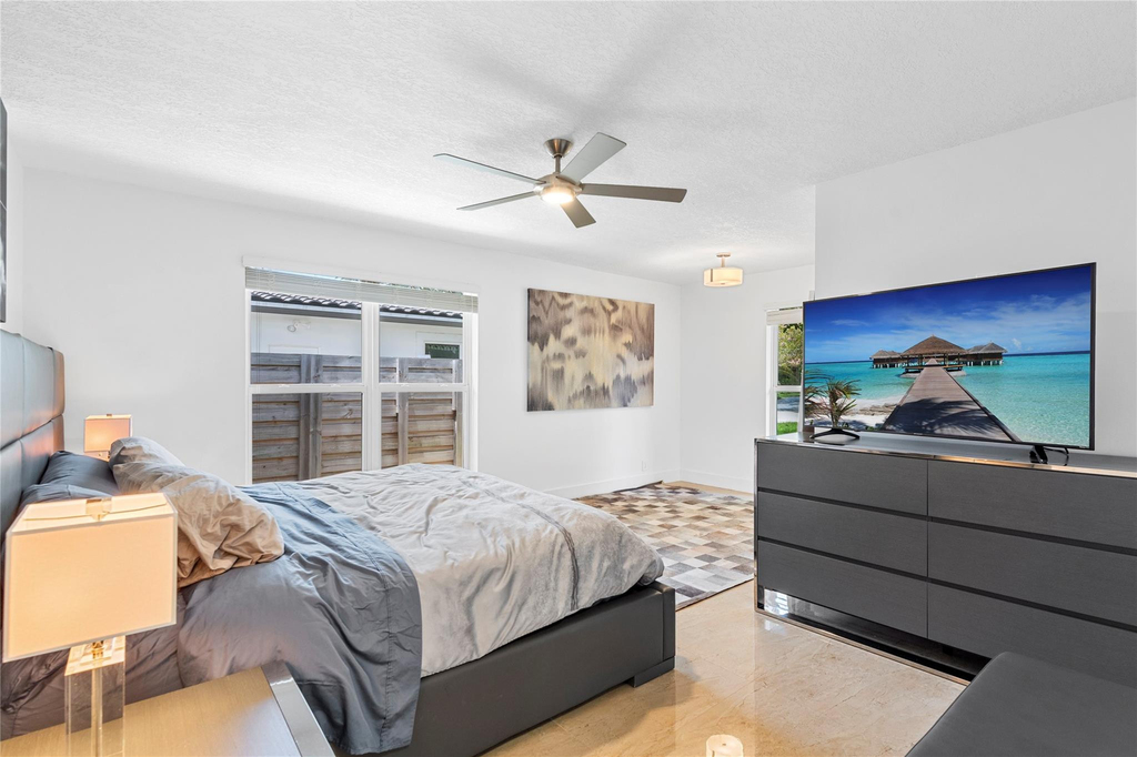 505 Se 28th Avenue - Photo 18