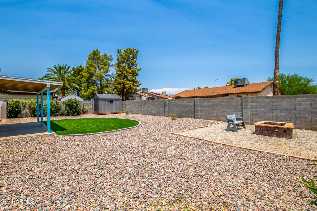 14401 N 35th Place - Photo 25