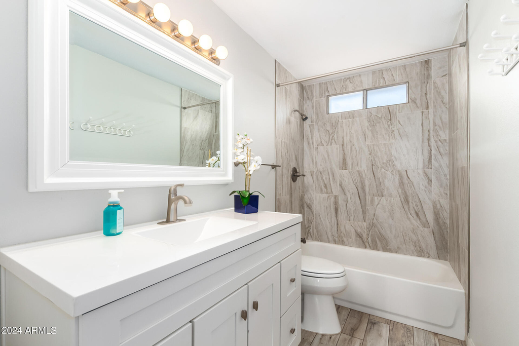 14401 N 35th Place - Photo 21