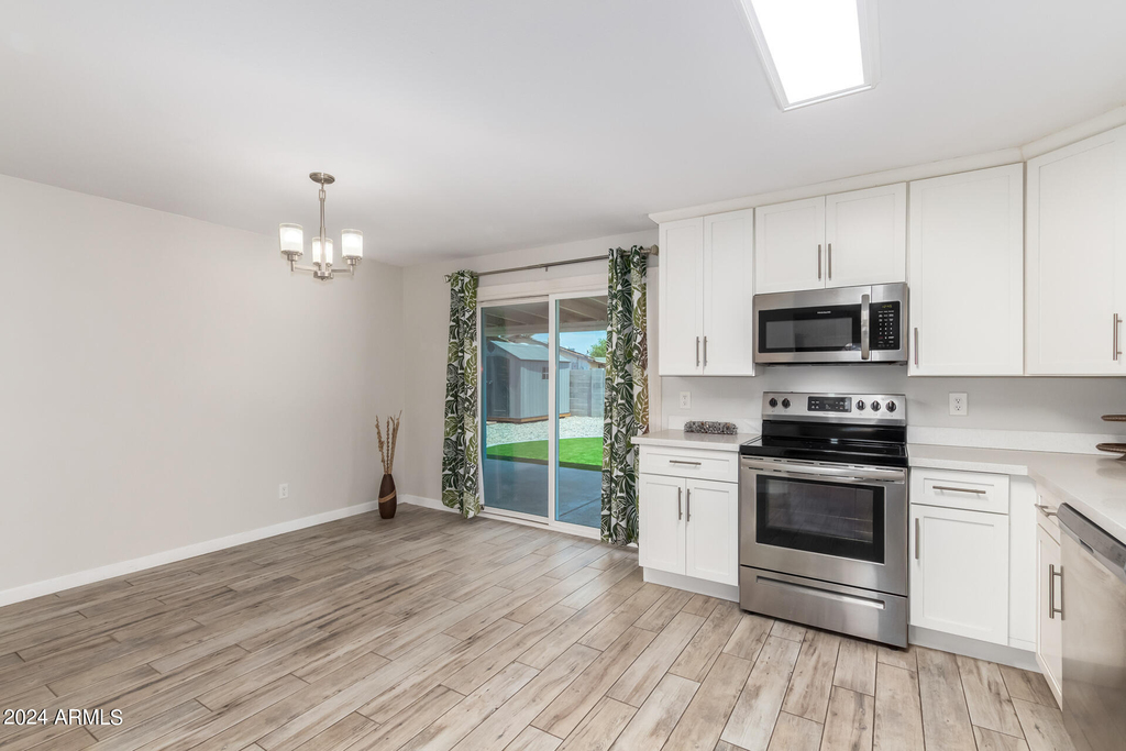 14401 N 35th Place - Photo 13